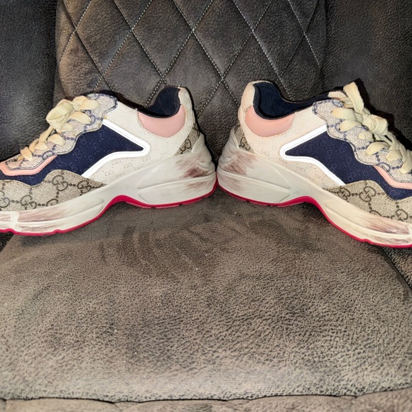 Gucci Rhyton Sneaker - Picture 3 of 6